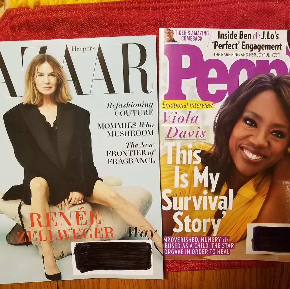 Bundle of magazines 1  Bazaar Magazine April 2022 issueBazaar includes purfu